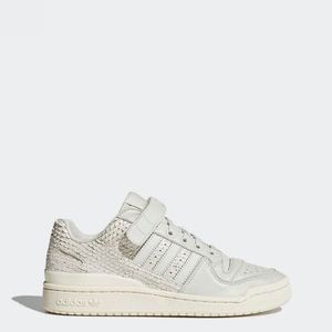 Adidas low forum shoes